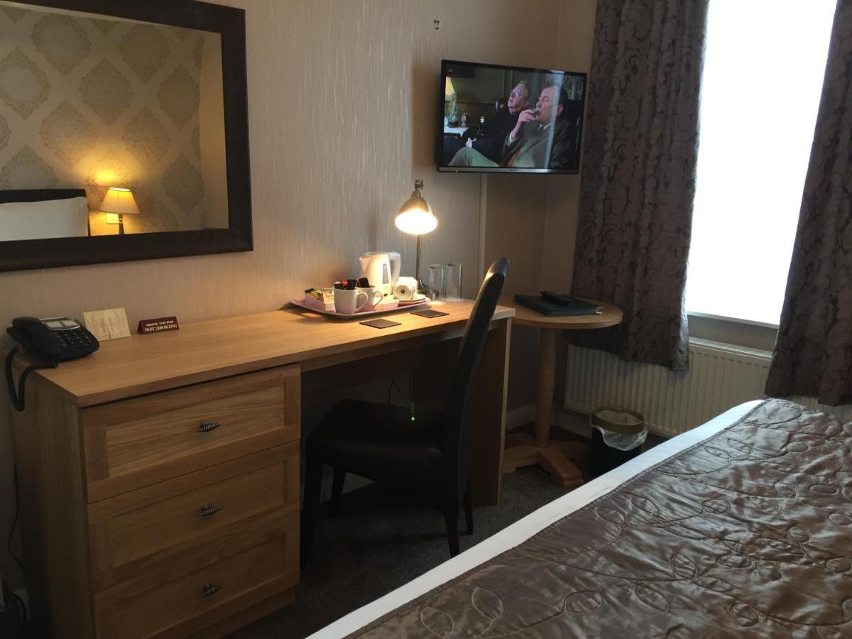 The Chetwynde Hotel Barrow-in-Furness Eksteriør billede