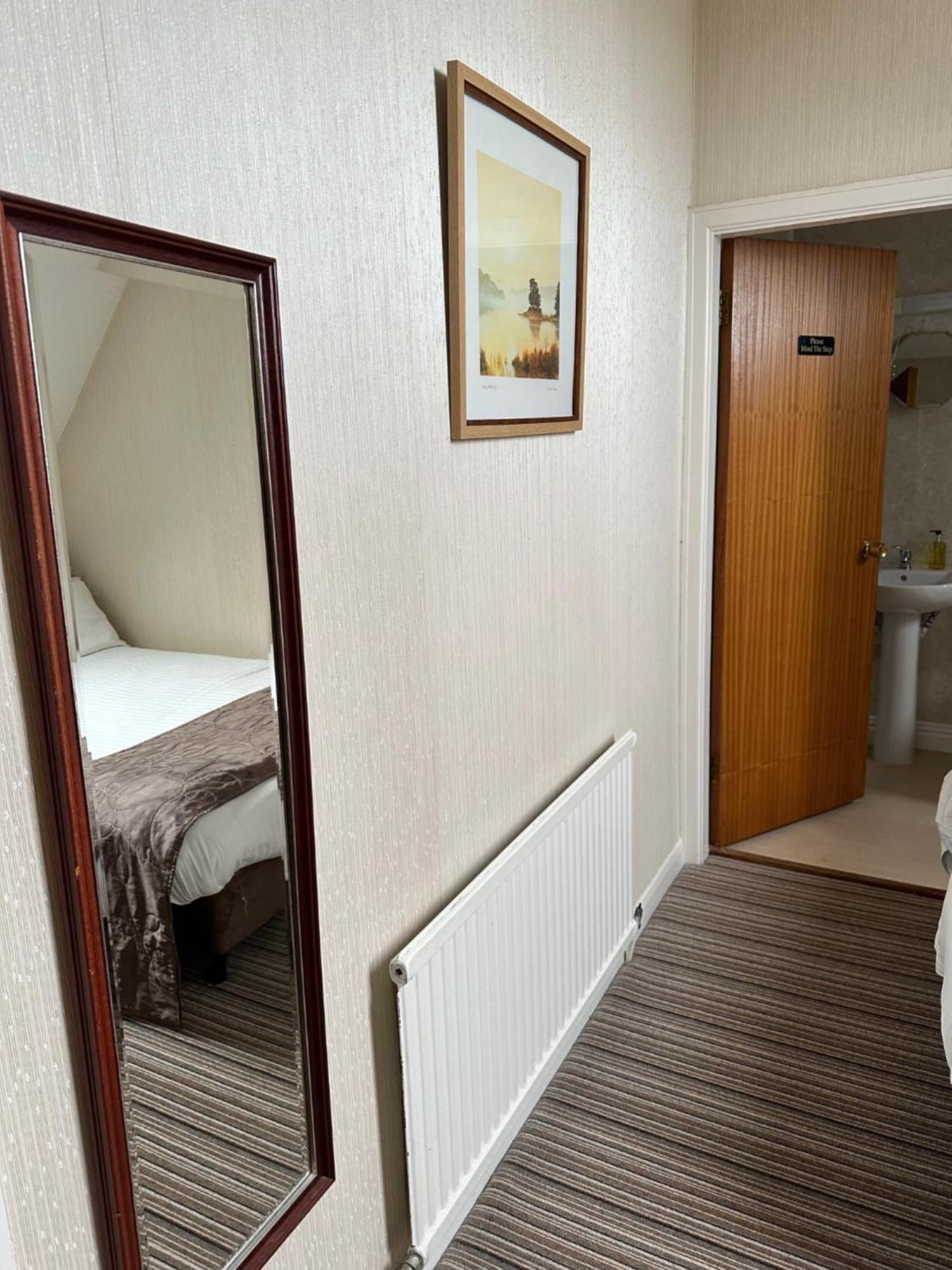 The Chetwynde Hotel Barrow-in-Furness Eksteriør billede